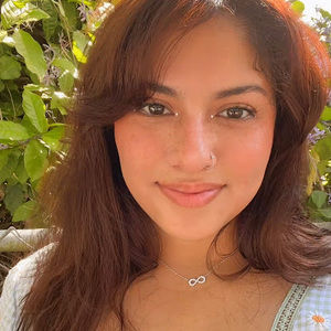 Meet your Posher, Ariana